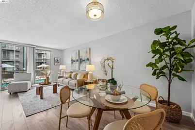 811 York St #136, Oakland, CA 94610 - Photo 27