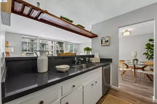 811 York St, Oakland, CA 94610 - Photo 33