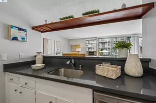 811 York St, Oakland, CA 94610 - Photo 13