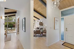 81 Elysian Fields Dr, Oakland, CA 94605 - Photo 41