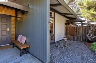 81 Elysian Fields Dr, Oakland, CA 94605 - Photo 43