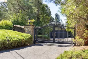81 Elysian Fields Dr, Oakland, CA 94605 - Photo 49