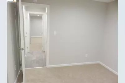 325 Kitty Hawk Rd #304, Alameda, CA 94501 - Photo 21