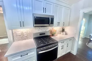 4102 Roosevelt Ave, Richmond, CA 94805 - Photo 9