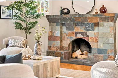 5056 Fairfax Ave, Oakland, CA 94601 - Photo 9