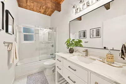 6064 Colton Blvd, Oakland, CA 94611 - Photo 29