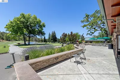 1549 Oakmont Dr #4, Walnut Creek, CA 94595 - Photo 47