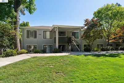 1549 Oakmont Dr #4, Walnut Creek, CA 94595 - Photo 1