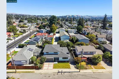 19912 Conrad Ct, Castro Valley, CA 94546 - Photo 37