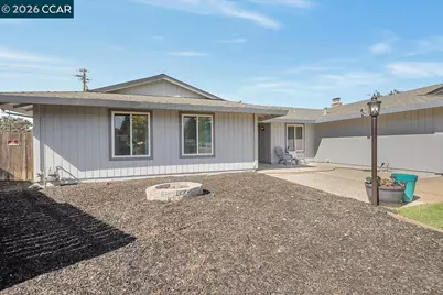 1590 Lisa Ct, Yuba City, CA 95993 - Photo 3