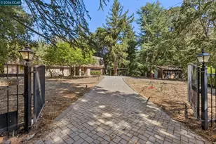 3686 Happy Valley Rd, Lafayette, CA 94549 - Photo 3