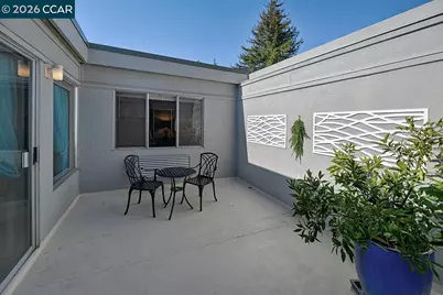 1108 Skycrest Dr #2, Walnut Creek, CA 94595 - Photo 11
