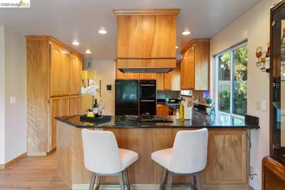 4756 Sequoyah Rd, Oakland, CA 94605 - Photo 19