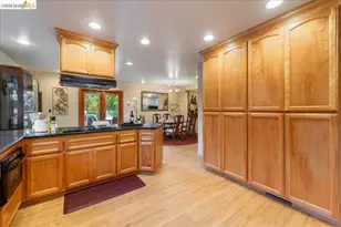 4756 Sequoyah Rd, Oakland, CA 94605 - Photo 21
