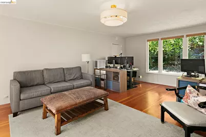 6819 Pinehaven Rd, Oakland, CA 94611 - Photo 13
