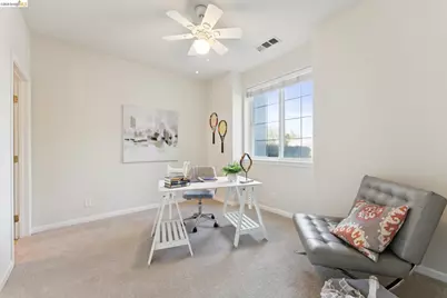 3203 Jetty Dr, Richmond, CA 94804 - Photo 5
