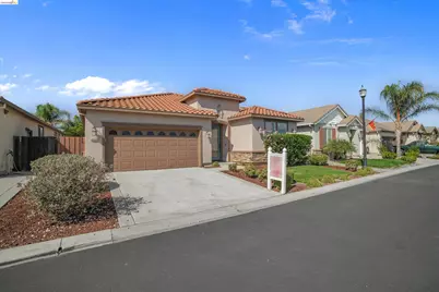 9833 Key West Way, Discovery Bay, CA 94505 - Photo 35
