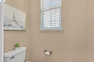 1159 Martin Luther King Dr, Hayward, CA 94541 - Photo 23