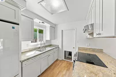 39656 Iolani Ct, Fremont, CA 94538 - Photo 9