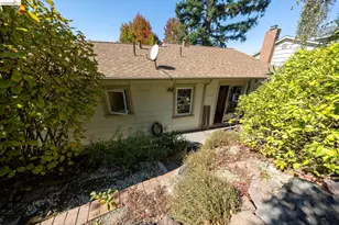 40 Harbord Ct, Oakland, CA 94618 - Photo 7