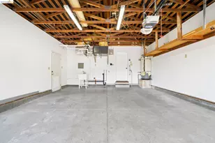 1055 Fox Meadow Way, Concord, CA 94518 - Photo 17