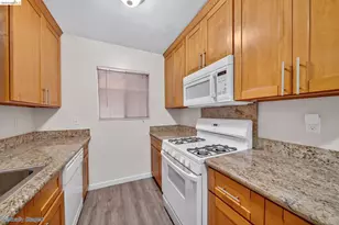 5445 Crittenden St, Oakland, CA 94601 - Photo 9