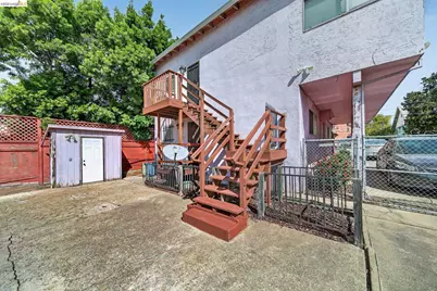 5445 Crittenden St, Oakland, CA 94601 - Photo 25