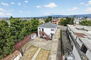 5445 Crittenden St, Oakland, CA 94601 - Photo 31