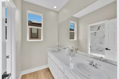 1060 Berkshire Ct, Discovery Bay, CA 94505 - Photo 41
