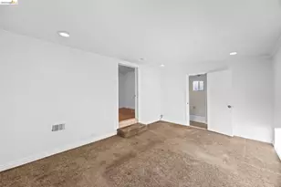 2240 Lessley Ave, Castro Valley, CA 94546 - Photo 17