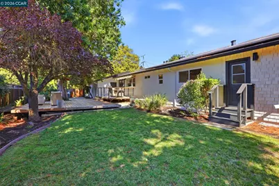 1198 Vacation Dr, Lafayette, CA 94549 - Photo 11