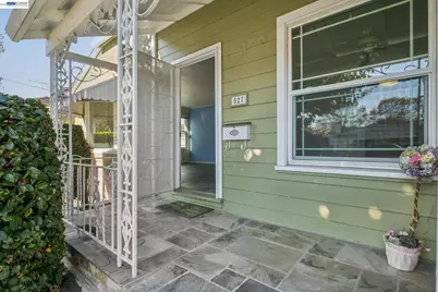 527 Capistrano, Oakland, CA 94603 - Photo 3