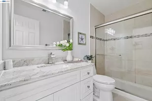 31261 Fredi St, Union City, CA 94587 - Photo 23