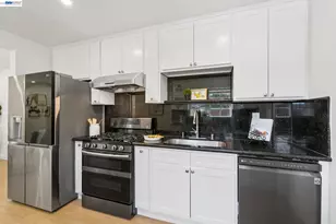 31261 Fredi St, Union City, CA 94587 - Photo 19