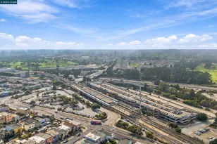 219 Hillcrest Dr, Daly City, CA 94014 - Photo 45