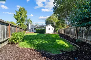 1408 Carmelita Ct, Concord, CA 94520 - Photo 27