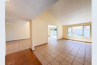 123 Ironwood, Oakland, CA 94605 - Photo 15