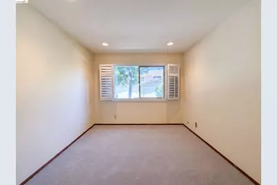 123 Ironwood, Oakland, CA 94605 - Photo 23
