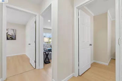 27745 Andrea St, Hayward, CA 94541 - Photo 29