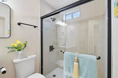 27745 Andrea St, Hayward, CA 94541 - Photo 25