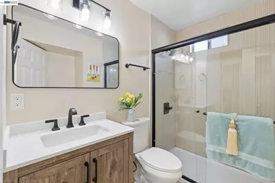 27745 Andrea St, Hayward, CA 94541 - Photo 23