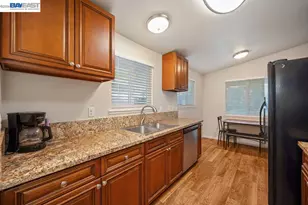 3917 Haywood St, Sacramento, CA 95838 - Photo 7