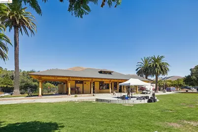 37501 Niles Blvd, Fremont, CA 94536 - Photo 29
