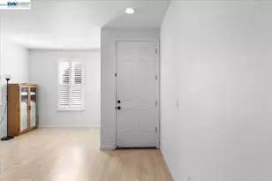 23 Mankato Ct, Sacramento, CA 95835 - Photo 5