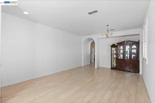 23 Mankato Ct, Sacramento, CA 95835 - Photo 9