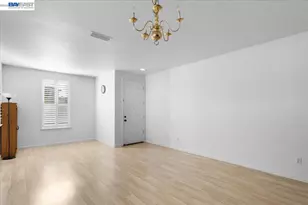 23 Mankato Ct, Sacramento, CA 95835 - Photo 7