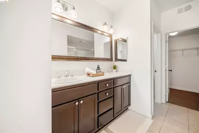 6246 Boulder Ln #4807, Oakland, CA 94605 - Photo 29