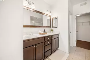 6246 Boulder Ln, Oakland, CA 94605 - Photo 29