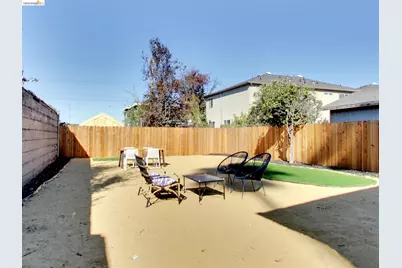 2701 Chestnut St, Oakland, CA 94607 - Photo 29