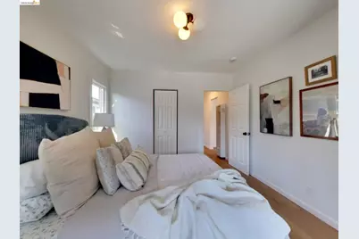 2701 Chestnut St, Oakland, CA 94607 - Photo 25
